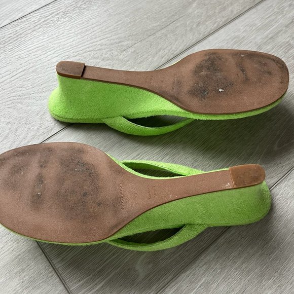 Amelia Terry Thong Wedge Sandal in Green - Picture 5 of 5